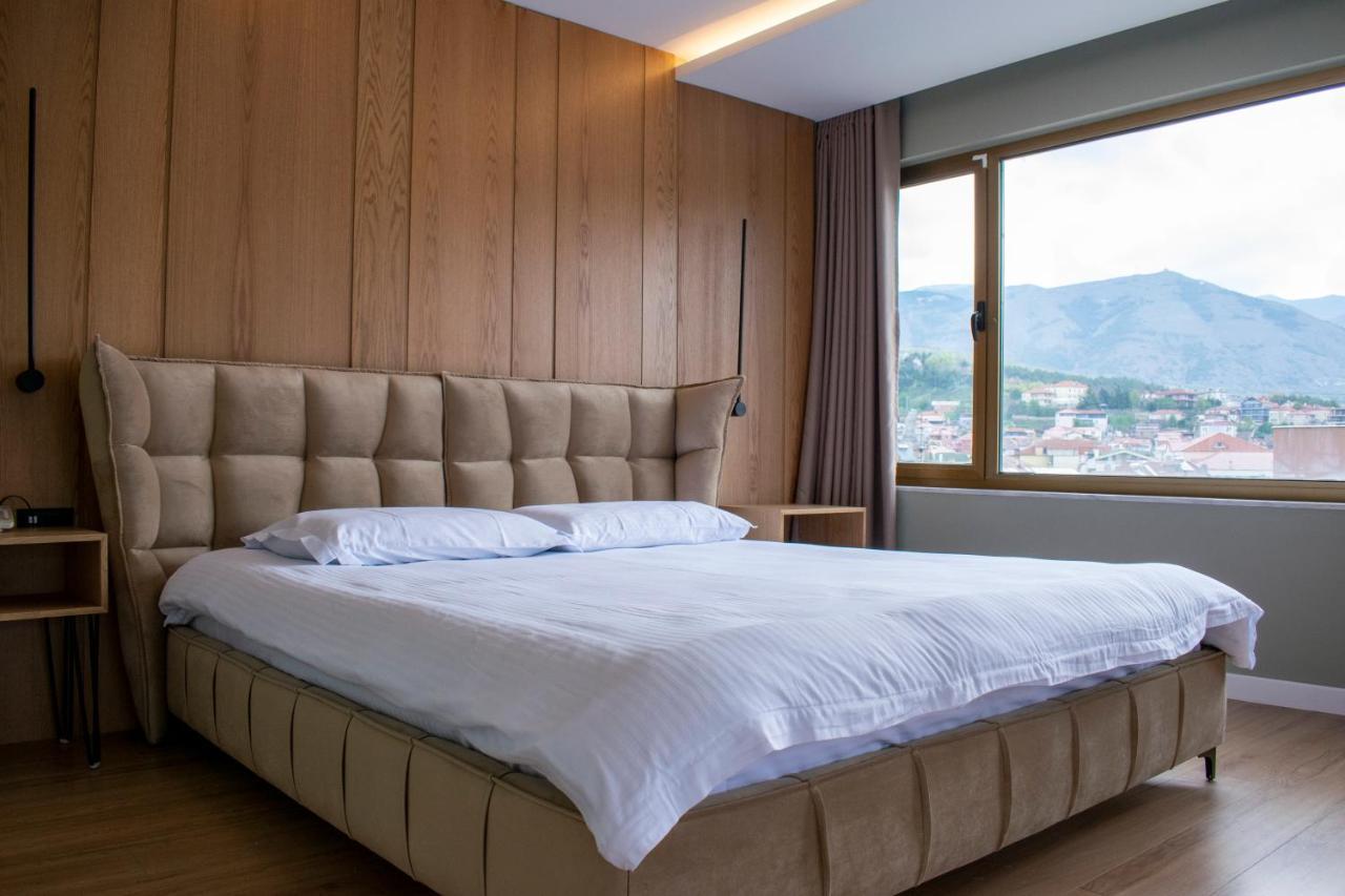 Bocca Hotel Korce Ngoại thất bức ảnh