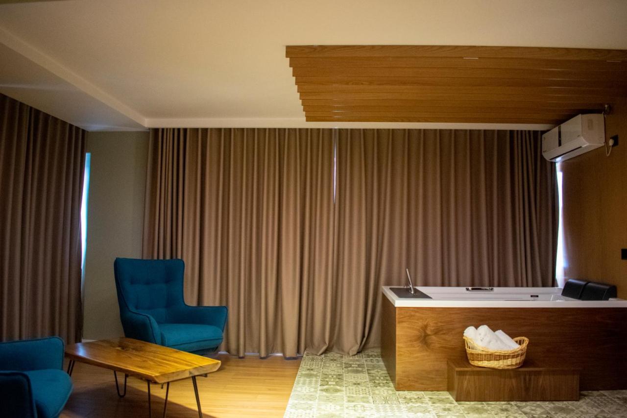 Bocca Hotel Korce Ngoại thất bức ảnh