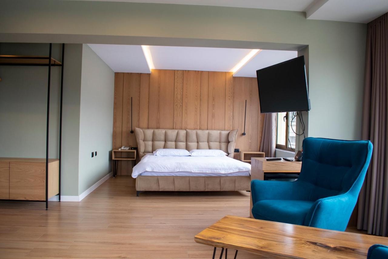 Bocca Hotel Korce Ngoại thất bức ảnh