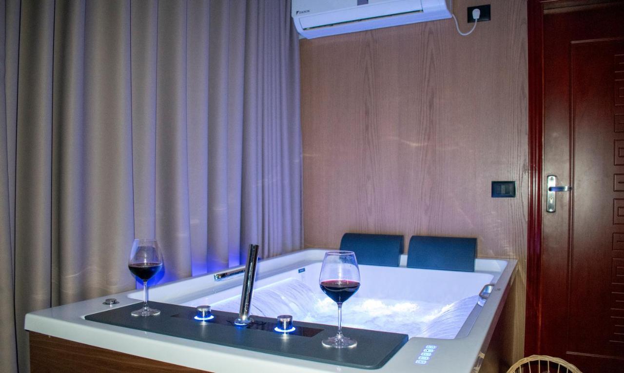 Bocca Hotel Korce Ngoại thất bức ảnh