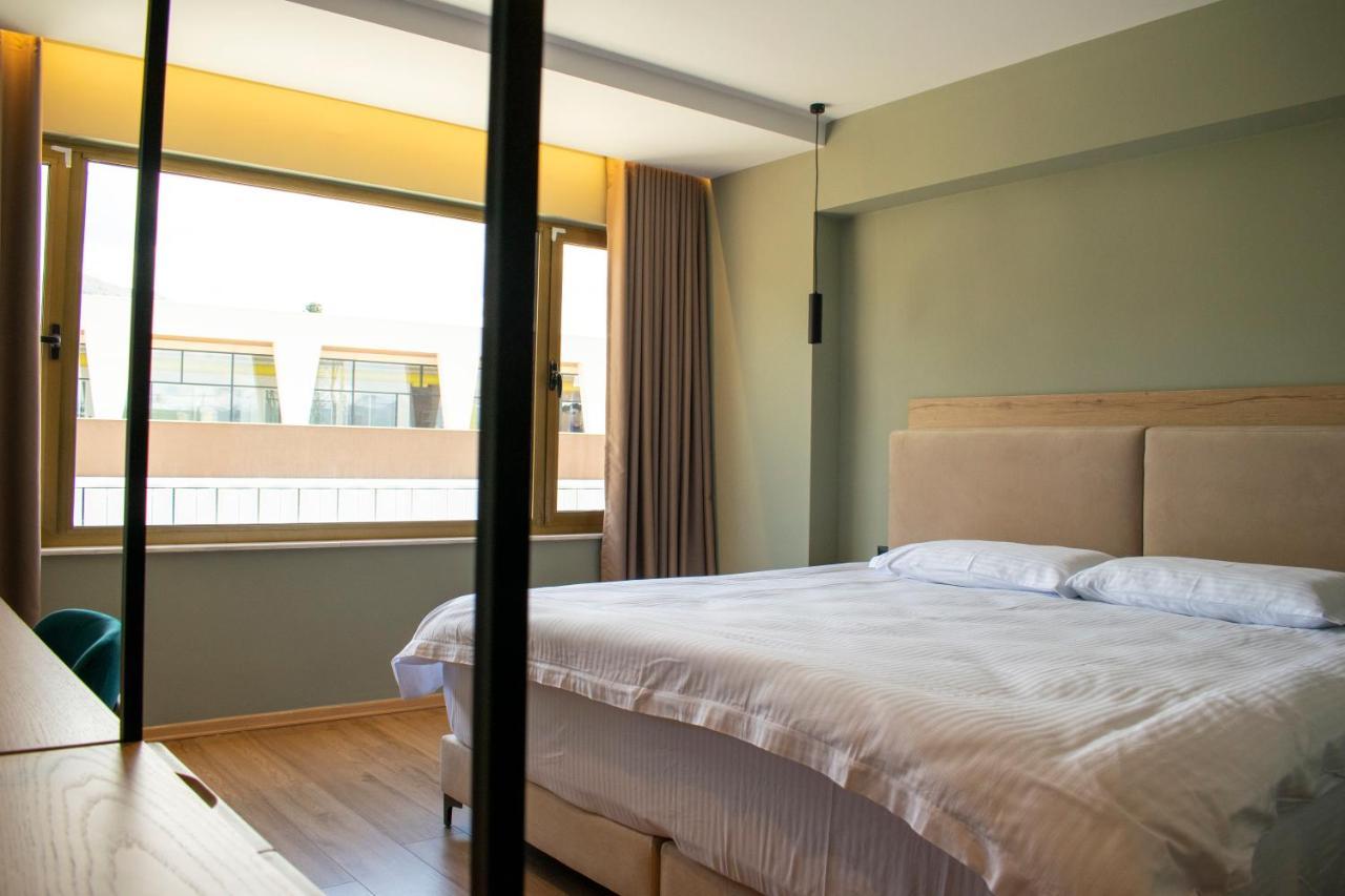 Bocca Hotel Korce Ngoại thất bức ảnh