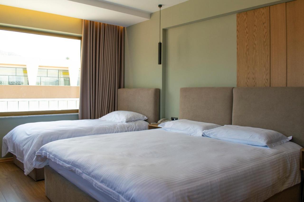 Bocca Hotel Korce Ngoại thất bức ảnh