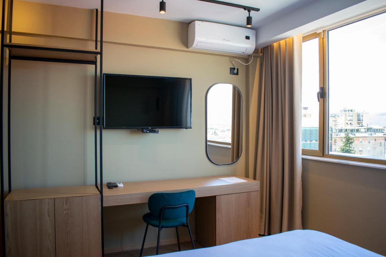 Bocca Hotel Korce Ngoại thất bức ảnh