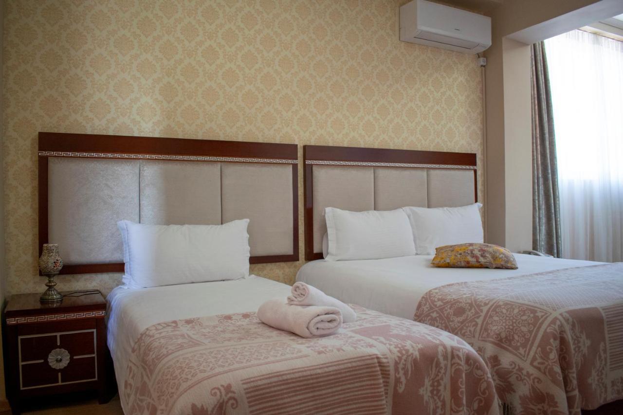 Bocca Hotel Korce Ngoại thất bức ảnh